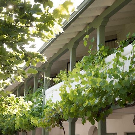 Indian Springs Resort&Spa Calistoga Bagian luar foto